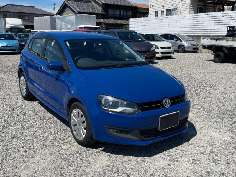 VOLKSWAGEN POLO  '2014